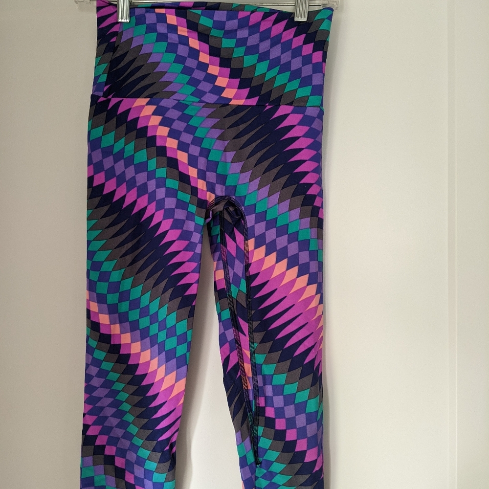 K deer leggings size medium
